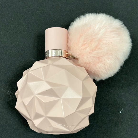 EMPTY BOTTLE! Sweet Like Candy  by Ariana Grande 3.3 / 3.4 oz EDP Empty Bottle - Picture 3 of 3